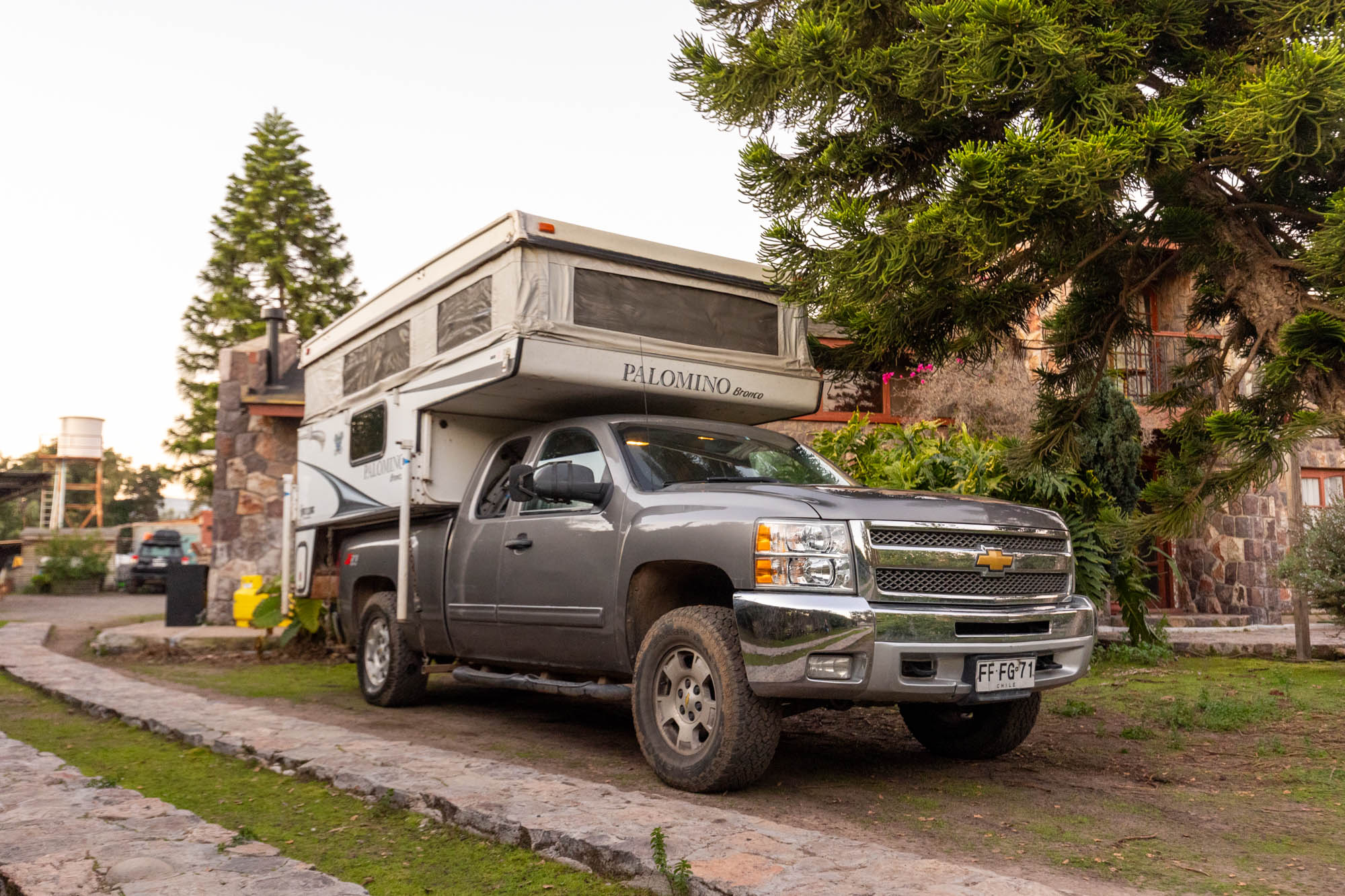 2013 CHEVROLET SILVERADO LT 5.3 4X4 – PALOMINO BRONCO