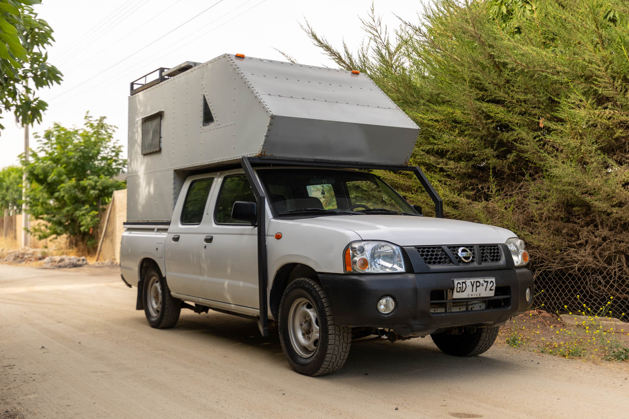 2014 NISSAN TERRANO