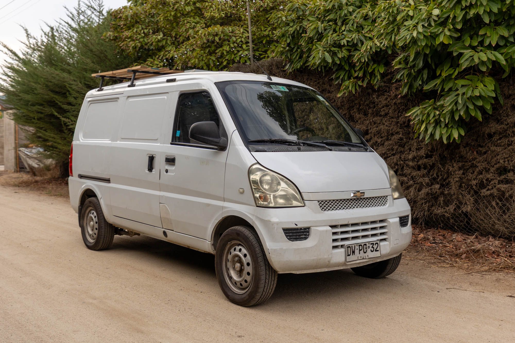 2012 CHEVROLET N300