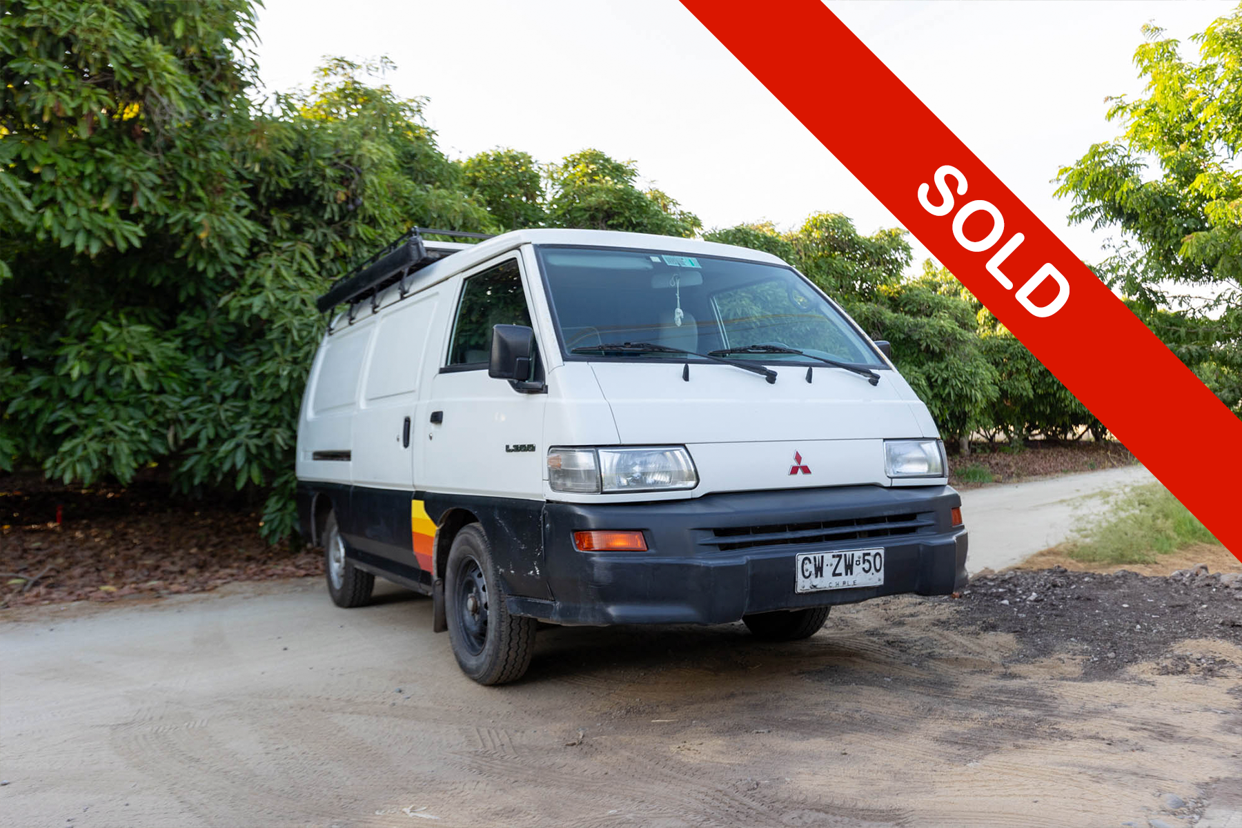 2011 MITSUBISHI L300 2.0